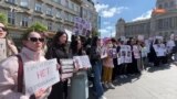 «За Салтанат!» За рубежом вышли на акции против бытового насилия в Казахстане