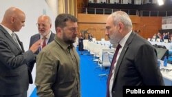 Spain - Armenian Prime Minister Nikol Pashinian and Ukrainian President Volodymyr Zelenskiy meet in Granada, October 5, 2023.