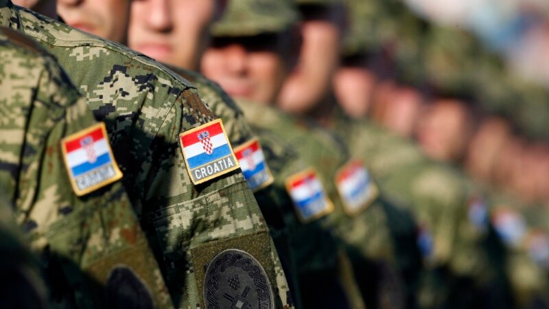 Hrvatska razmatra ponovno uvođenje obveznog vojnog roka