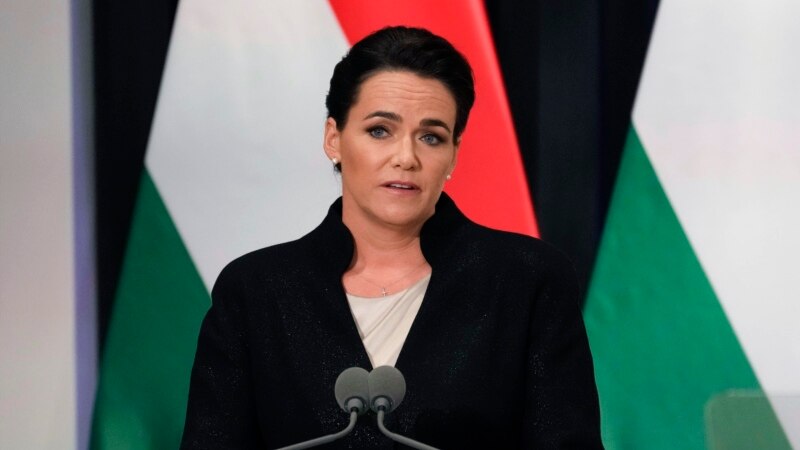 Претседателката на Унгарија поднесе оставка поради случај со помилување