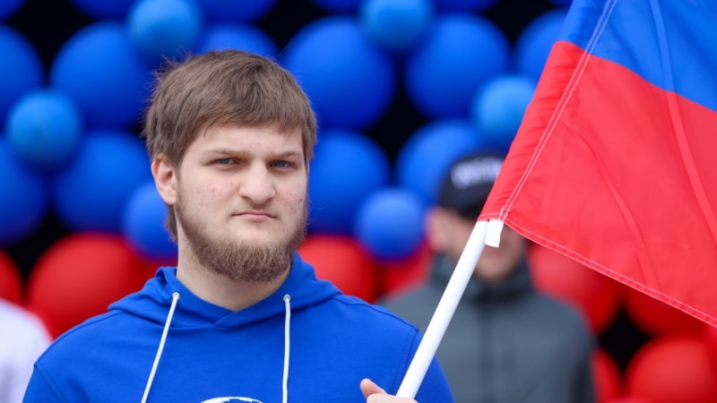 
Сын Кадырова возглавил ФК "Ахмат" вместо экс-главы парламента Чечни