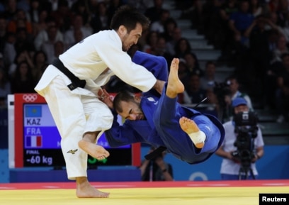 мас ұйықтап жатқан енемнің ішінде бітті