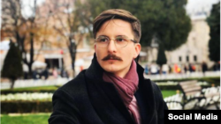 Эльвис Чолпух