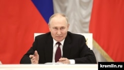 Russia. Moscow. Vladimir Putin on 2023.07.19 during a conversation with Vice Mayor of Nizhny Novgorod Ilya Shtokman.