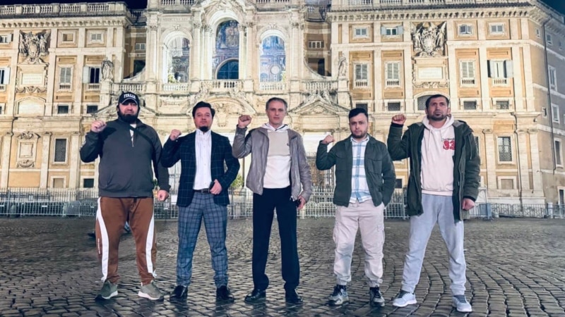 "Группа 24": полиция Италии освободила задержанных активистов организации