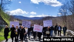 Протест на припадниците на српската заедница на северот на Косово по ранувањето на нивниот сограѓанин, 12 април