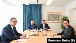 Predsednik Srbije Aleksandar Vučić, Šef EU diplomatije Josep Borrell, izaslanik EU za dijalog Miroslav Lajčak i premijer Kosova Albin Kurti tokom poslednje runde dijaloga 14. septembra 2023. 