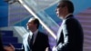 Kryeministri i Kosovës, Albin Kurti, dhe presidenti i Serbisë, Aleksandar Vuçiq, gjatë pjesëmarrjes në një takim të zyrtarëve evropianë me udhëheqës të Ballkanit Perëndimor në Shkup, më 22 janar 2024.