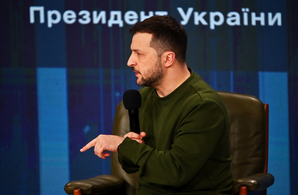 Зеленський попросив уряд розглянути створення окремого ветеранського законодавства