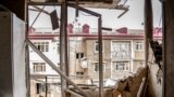Разрушения в Степанакерте после обстрела