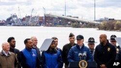 Predsednik Džo Bajden govori o obnovi srušenog mosta Frensis Skot Ki, u Baltimoru, 5. aprila 2024. 