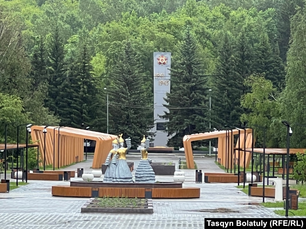 Шығыс қыздарының порносын көру