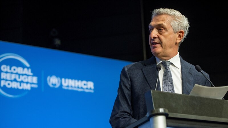 کمیشنر عالی پناهنده‌گان ملل متحد برای بررسی مشکلات پناهنده‌گان افغان به پاکستان سفر می‌کند