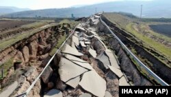 Drum de lângă satul Koseli, în sudul Turciei. Fotografie din 12 februarie