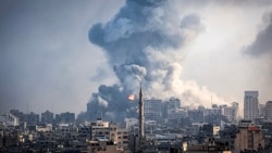 "Jemi lodhur duke ikur nga lufta": Ukrainasit mes konfliktit Izrael-Hamas