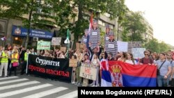 Protesta e gjashtë "Serbia kundër dhunës" në Beograd, 9 qershor 2023.