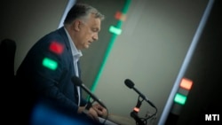 Orbán Viktor miniszterelnök interjút ad a Jó reggelt, Magyarország! című műsorban a Kossuth rádió óbudai stúdiójában 2024. május 17-én