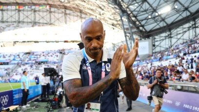 Той е един от най добрите футболисти за всички времена Печелил