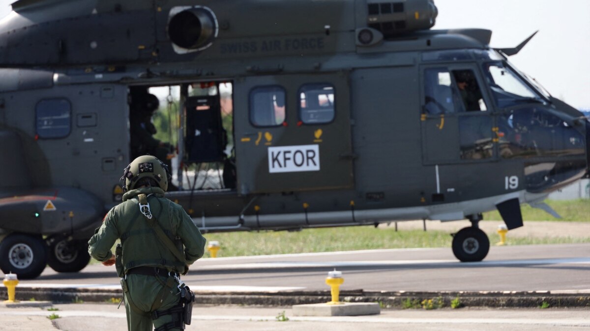 Additional British Troops Arrive In Kosovo To Bolster NATO Forces