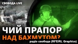 Пригожин на відео показав російський прапор і сказав, що його повісять на міській раді (зруйновані) Бахмута