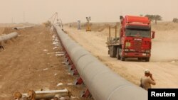 Gasovod za prirodni gas na iračkoj granici sa Iranom u Basri, jugoistočno od Bagdada, 12. aprila 2016. 