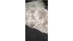 Наводнение в Приморье.Прорыв дороги в Хорольском районе.MP4