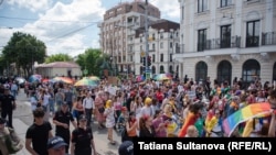 Imagine de la Marșul Pride de pe 16 iunie 2024 de la Chișinău. În cinci ani de studiu, a crescut numărul chișinăuienilor care declară că se simt comfortabil în prezența persoanelor LGBT. 