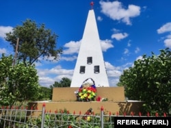 Памятник погибшим в Великой Отечественной в Пылковке