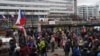 Чеські фермери протестують під будівлею Міністерства сільського господарства у Празі. 19 лютого 2024 року 