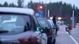 Машыны на мяжы, ілюстратыўнае фота