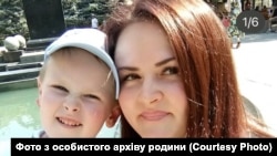 Алексей Бондар с мамой Ириной