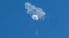 Kineski balon, za koji se sumnja da je špijunski, nakon obaranja 4.februara 2023. u Južnoj Karolini, SAD. Foto: Reuters