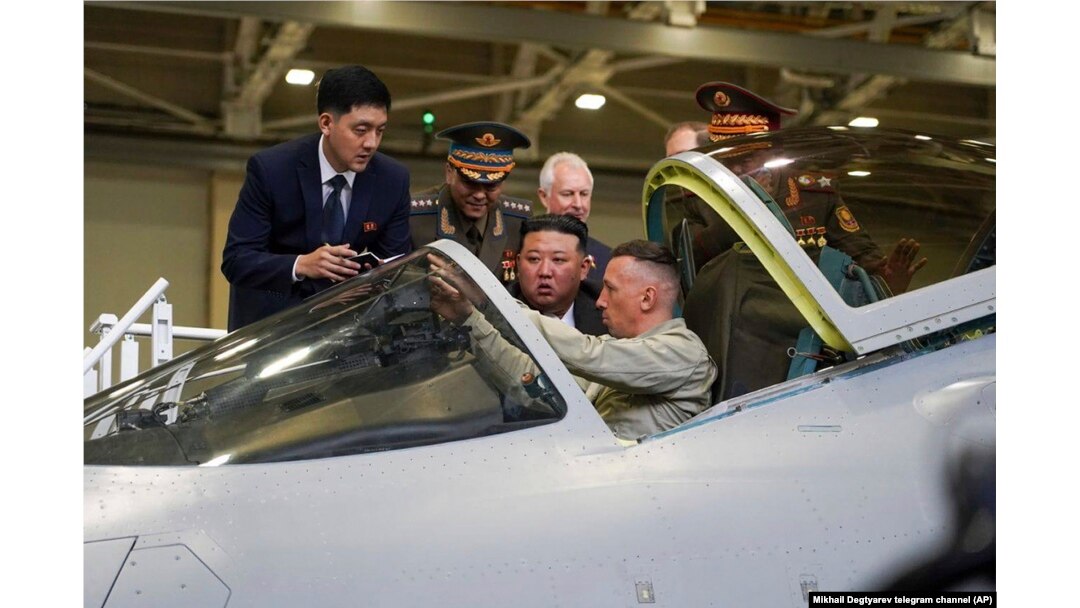 Kim Jong Un continuă vizita cu specific militar, în ciuda avertismentelor să nu livreze arme Rusiei