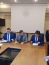 Semnarea contractului dintre România si compania chineză CCECC pentru construcția lotului 3 din Autostrada A0.