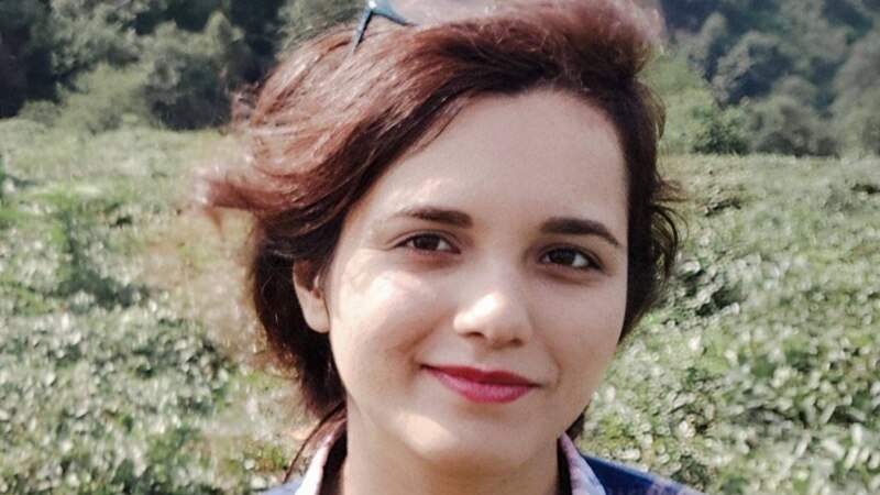 سارا جهانی، فعال حقوق زنان، در خیابان «بازداشت و به زندان لاکان رشت منتقل شد»