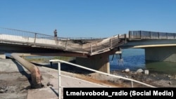 Про удар по цій переправі призначена Росією влада окупованої частини Херсонщини повідомляла ще 8 червня. Після цього на мосту довелося запровадити реверсний рух (фото ілюстративне)