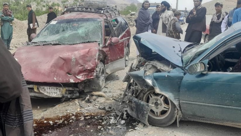 حادثهٔ ترافیکی در ولایت پروان منجر به جراحت چهار تن گردید