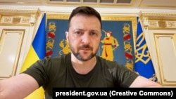 Володимир Зеленський подякував українським військовим, які задіяні на Курщині і «показали всьому світові, що ми можемо навіть в умовах обмежених ресурсів діяти активно, неочікувано й результативно»