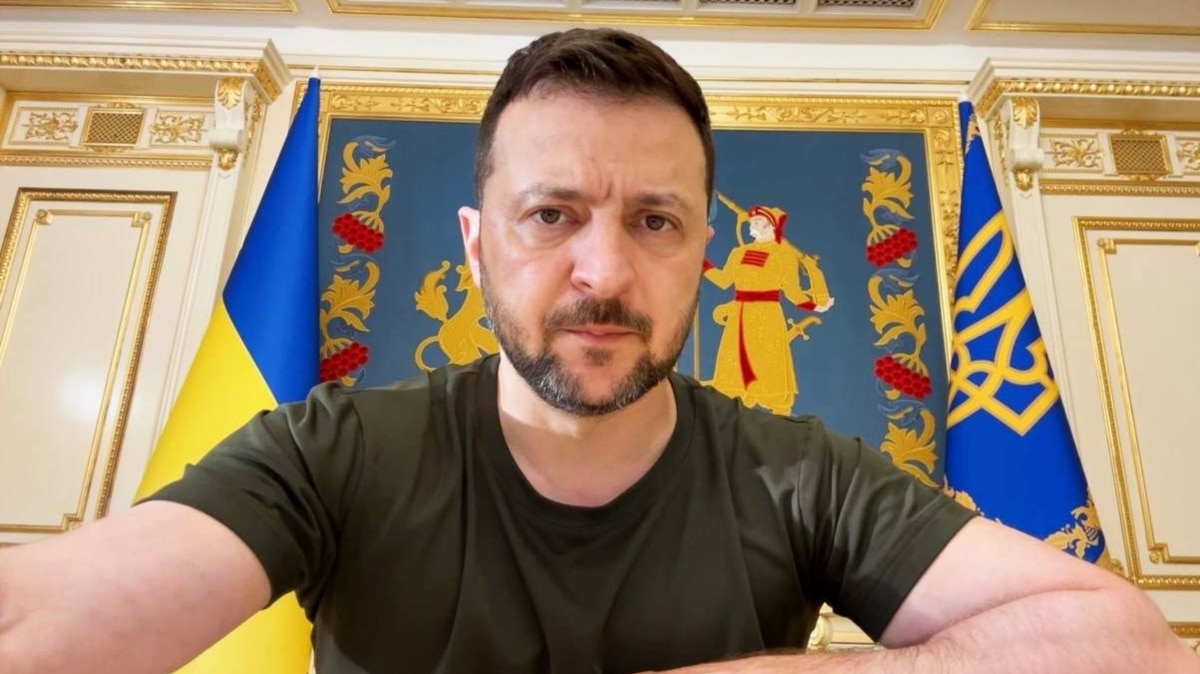 Зеленський прокоментував замах на волонтера Стерненка