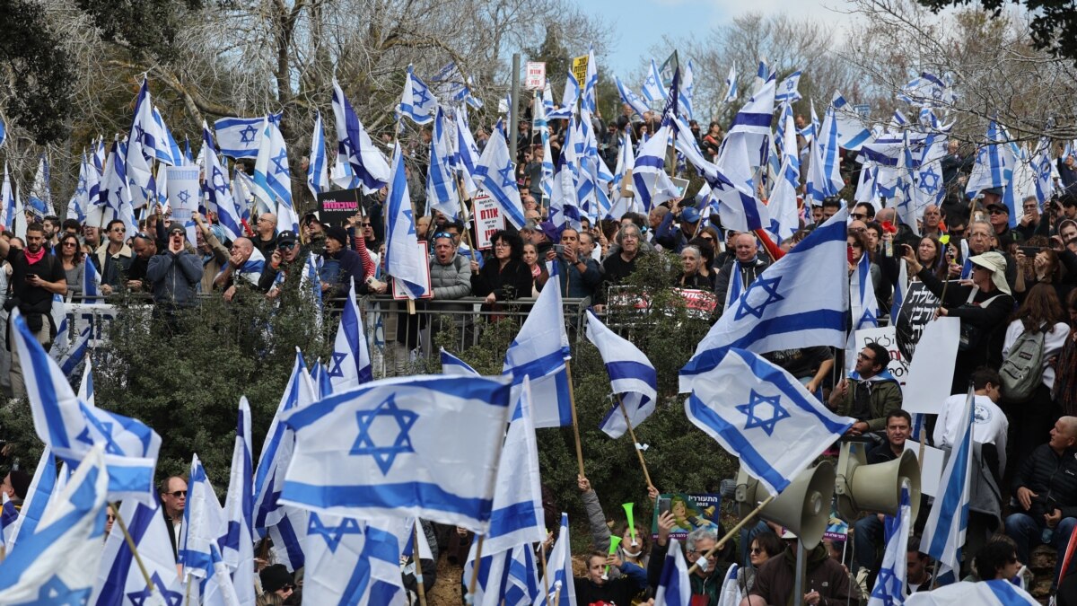 Erőteljes tiltakozás Izraelben a kormány igazságügyi reformjával szemben