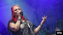 Певицата Милена Славова на концерт в София през 2022 г.