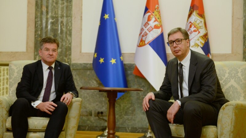 Vučić rekao Lajčaku da je 'veoma zabrinut' zbog situacije na Kosovu