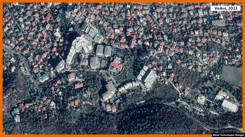 Mali Vodno është atraktiv për “mafitë e ndërtimeve”. Betonimi dhe ekskavatorët janë ndalur nga Gjykata Kushtetuese me vendimin e fundit, i cili ka shfuqizuar Planin e Detajuar Urban për Vodnon e Vjetër, Vodnon e Poshtme, Kurillon e Vogël dhe Institutin për Rehabilitim Mjekësor. Rasti “Parcelat në Vodno”, në të cilin u dënuan ish-kryeministri Nikolla Gruevski, kushëriri i tij dhe ish-drejtori i Departamentit për Siguri dhe Kundërzbulim i Maqedonisë së Veriut, Sasho Mijallkov, dhe biznesmeni Orce Kamchev, do të kujtohet si një ndër skandalet më të mëdha lidhur me urbanizimin e malit.