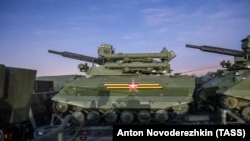 Російський безпілотний танк «Уран-9» у Росії, квітень 2022 року
