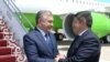 Өзбекстан президенти Шавкат Мирзиёев жана министрлер кабинетинин төрагасы Акылбек Жапаров. 