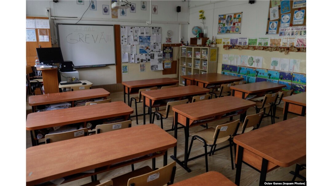 Bănci goale în prima zi de grevă generală a profesorilor, 22 mai 2023.