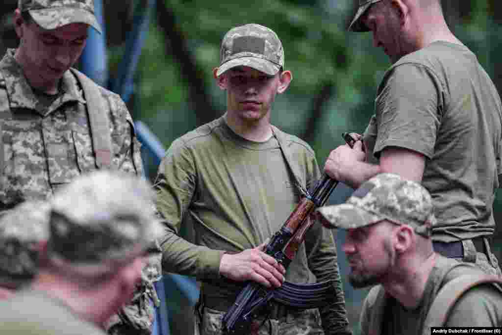 Paroled convicts are taught how to disassemble and assemble a Kalashnikov rifle. People guilty of rape, sexual assault, the murders of two or more people, or crimes against Ukraine&rsquo;s national security are barred from serving. &nbsp;