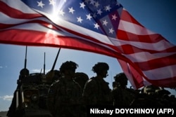 Američki vojnici učestvuju u zajedničkoj vojnoj vježbi NATO-a "Noble Blueprint 23" na vojnom poligonu Novo Selo, Bugarska, 26. septembra 2023.