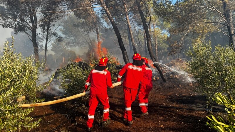 V Kosovu aktivnih 24 požarov zaradi vročega vremena