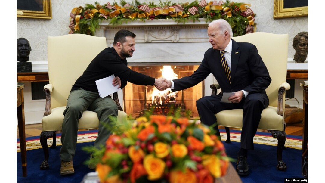 Nici Zelenski, nici Biden nu au reușit să înduplece Congresul și să acorde fondurile promise Ucrainei.
